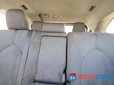 Zdjęcie 10 z 13 samochodu: 2021 TOYOTA HIGHLANDER L VIN:5TDZZRAH9MS070167 - miniatura