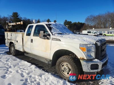 Czwarte zdjęcie samochodu z boku: 2016 FORD F350 SUPER DUTY VIN:1FT8X3B66GEC71059 - miniatura