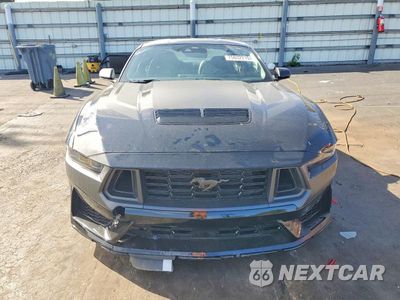 Piąte zdjęcie samochodu w środku: 2024 FORD MUSTANG DARK HORSE VIN:1FA6P8R00R5506716 - miniatura