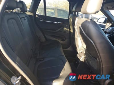 Zdjęcie 10 z 12 samochodu: 2017 BMW X1 XDRIVE28I VIN:WBXHT3C38H5F74495 - miniatura