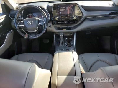 Zdjęcie 8 z 13 samochodu: 2023 TOYOTA HIGHLANDER L VIN:5TDKDRAH8PS013558 - miniatura