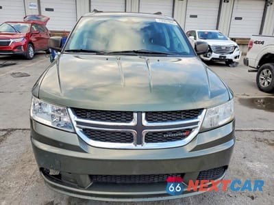 Piąte zdjęcie samochodu w środku: 2019 DODGE JOURNEY SE VIN:3C4PDCAB3KT744251 - miniatura