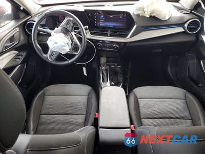 Zdjęcie 8 z 13 samochodu: 2025 CHEVROLET TRAX 1LT VIN:KL77LHEPXSC236289 - miniatura