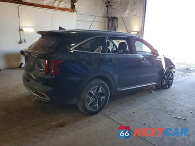 Trzecie zdjęcie samochodu z tyłu: 2021 KIA SORENTO S VIN:KNDRG4LG5M5041025 - miniatura