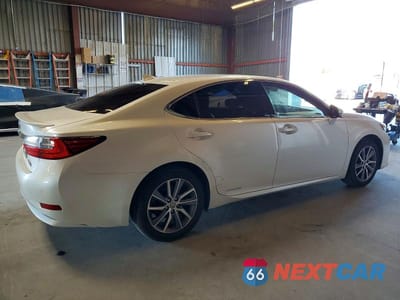 Trzecie zdjęcie samochodu z tyłu: 2016 LEXUS ES 300H VIN:JTHBW1GG1G2105983 - miniatura