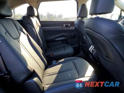 Zdjęcie 11 z 14 samochodu: 2025 KIA SORENTO EX VIN:KNDRJDJH7S5325444 - miniatura