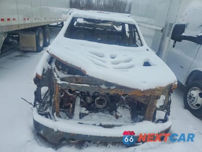 Piąte zdjęcie samochodu w środku: 2024 CHEVROLET SILVERADO K2500 CUSTOM VIN:1GC4YME70RF468781 - miniatura