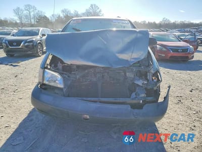 Piąte zdjęcie samochodu w środku: 1999 TOYOTA SIENNA LE VIN:4T3ZF13C4XU135621 - miniatura