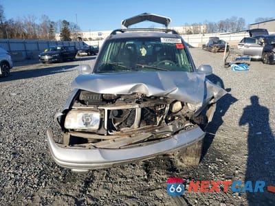 Piąte zdjęcie samochodu w środku: 2003 CHEVROLET TRACKER LT VIN:2CNBJ634836900241 - miniatura