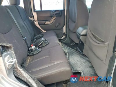 Zdjęcie 10 z 12 samochodu: 2013 JEEP WRANGLER UNLIMITED SPORT VIN:1C4BJWDG3DL578999 - miniatura