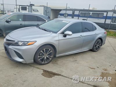 2020 TOYOTA CAMRY SE 4T1M11AK3LU985228 - główne zdjęcie licytacji z USA - miniatura