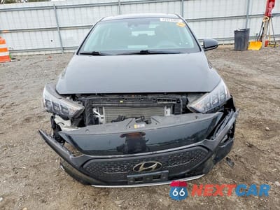 Piąte zdjęcie samochodu w środku: 2020 HYUNDAI IONIQ LIMITED VIN:KMHC85LJ8LU073116 - miniatura