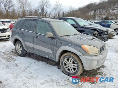 Czwarte zdjęcie samochodu z boku: 2003 TOYOTA RAV4 BASE VIN:JTEGH20V236013876 - miniatura