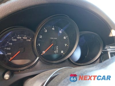 Zdjęcie 9 z 13 samochodu: 2018 PORSCHE MACAN VIN:WP1AA2A57JLB05186 - miniatura