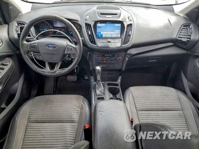 Zdjęcie 8 z 14 samochodu: 2017 FORD ESCAPE SE VIN:1FMCU0GD9HUB42664 - miniatura
