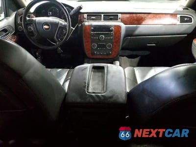 Zdjęcie 8 z 11 samochodu: 2010 CHEVROLET SILVERADO K1500 LTZ VIN:1GCSKTE30AZ167141 - miniatura