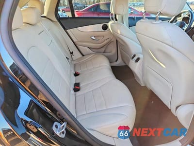 Zdjęcie 11 z 12 samochodu: 2021 MERCEDES-BENZ GLC 300 VIN:W1N0G8DB2MV306771 - miniatura