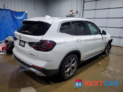 Trzecie zdjęcie samochodu z tyłu: 2022 BMW X3 VIN:5UX53DP07N9K02555 - miniatura
