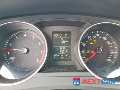 Zdjęcie 9 z 11 samochodu: 2017 VOLKSWAGEN JETTA S VIN:3VW2B7AJ8HM392301 - miniatura