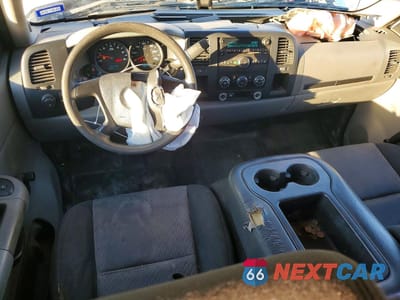 Zdjęcie 8 z 13 samochodu: 2009 CHEVROLET SILVERADO C1500 VIN:3GCEC13059G148149 - miniatura