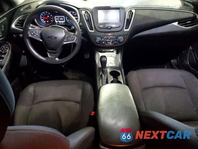 Zdjęcie 8 z 13 samochodu: 2017 CHEVROLET MALIBU LS VIN:1G1ZB5ST1HF223056 - miniatura