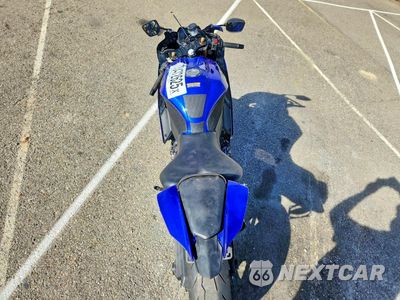 Zdjęcie 6 z 10 samochodu: 2025 YAMA YZFR7 VIN:JYARM38Y9SA003771 - miniatura