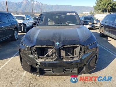 Piąte zdjęcie samochodu w środku: 2023 BMW XM VIN:5YM23CS09P9S20894 - miniatura