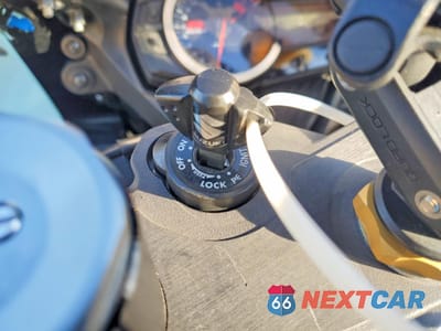 Zdjęcie 8 z 9 samochodu: 2023 SUZUKI GSX-R600 VIN:JS1GN7FA8P7100948 - miniatura