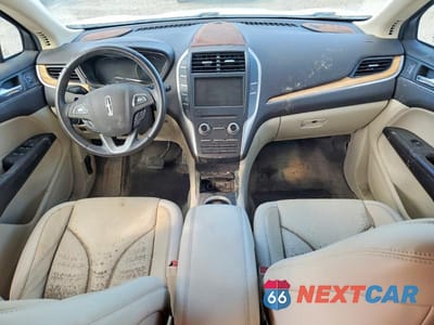 Zdjęcie 8 z 12 samochodu: 2015 LINCOLN MKC VIN:5LMCJ1A94FUJ19967 - miniatura