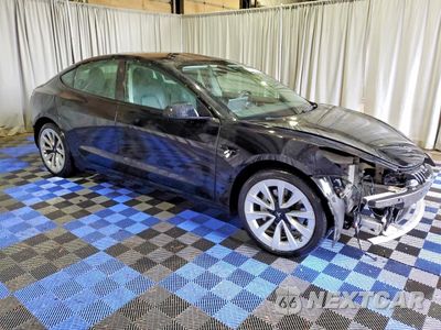 Czwarte zdjęcie samochodu z boku: 2022 TESLA MODEL 3 VIN:5YJ3E1EA5NF370634 - miniatura