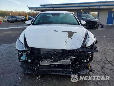 Piąte zdjęcie samochodu w środku: 2023 HYUNDAI SONATA HYBRID VIN:KMHL24JJ0PA077649 - miniatura