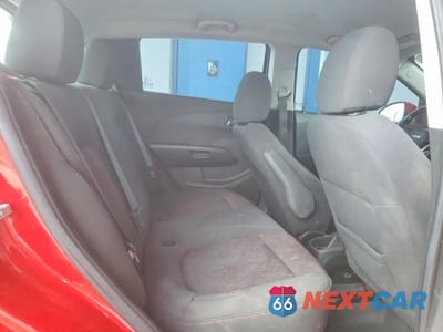 Zdjęcie 10 z 12 samochodu: 2017 CHEVROLET SONIC LT VIN:1G1JD6SB5H4142044 - miniatura