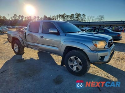 Czwarte zdjęcie samochodu z boku: 2014 TOYOTA TACOMA DOUBLE CAB PRERUNNER LONG BED VIN:5TFKU4HN3EX004742 - miniatura