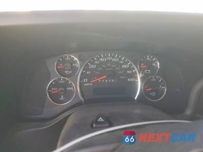 Zdjęcie 9 z 13 samochodu: 2023 CHEVROLET EXPRESS 2500 UTILITY / SERVICE VAN VIN:1GCWGAFP0P1209551 - miniatura