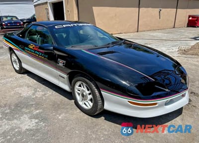 1993 CHEVROLET CAMARO Z28 2G1FP22P3P2106343 - główne zdjęcie licytacji z USA - miniatura