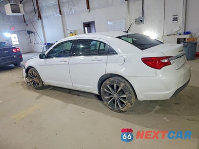 Drugie zdjęcie samochodu z przodu: 2012 CHRYSLER 200 TOURING VIN:1C3CCBBG4CN302901 - miniatura