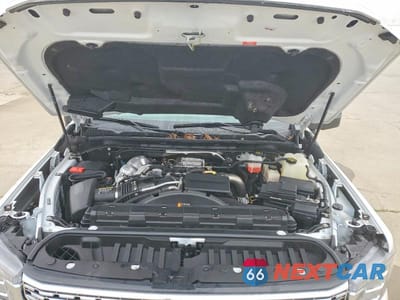 Zdjęcie 11 z 12 samochodu: 2022 GMC SIERRA K2500 DENALI VIN:1GT49REY9NF324711 - miniatura