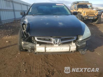 Piąte zdjęcie samochodu w środku: 2005 HONDA ACCORD LX VIN:1HGCM56485A125100 - miniatura