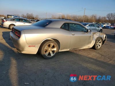 Trzecie zdjęcie samochodu z tyłu: 2016 DODGE CHALLENGER SXT VIN:2C3CDZAG7GH316894 - miniatura
