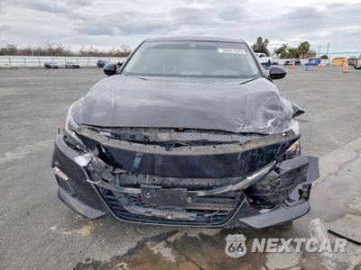 Piąte zdjęcie samochodu w środku: 2022 NISSAN ALTIMA SV VIN:1N4BL4DV1NN340254 - miniatura