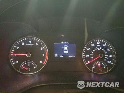 Zdjęcie 9 z 12 samochodu: 2020 KIA OPTIMA LX VIN:5XXGT4L3XLG391745 - miniatura