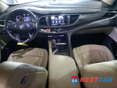 Zdjęcie 8 z 13 samochodu: 2020 BUICK ENCLAVE ESSENCE VIN:5GAERBKW7LJ227307 - miniatura
