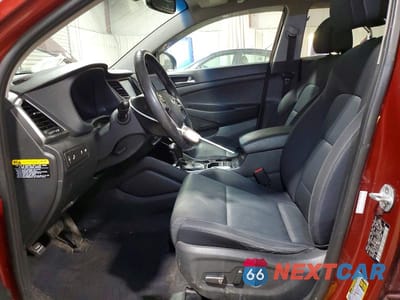 Zdjęcie 7 z 13 samochodu: 2018 HYUNDAI TUCSON VALUE VIN:KM8J3CA28JU775584 - miniatura