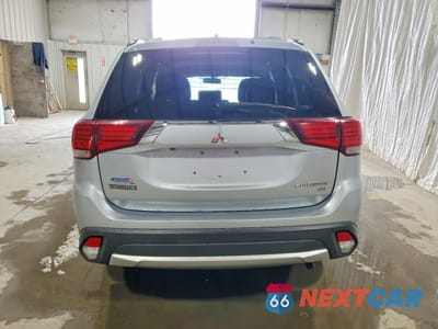 Zdjęcie 6 z 15 samochodu: 2016 MITSUBISHI OUTLANDER SE VIN:JA4AZ3A38GZ036183 - miniatura