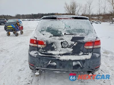 Zdjęcie 6 z 13 samochodu: 2010 VOLKSWAGEN GOLF VIN:WVWDB7AJ1AW414897 - miniatura