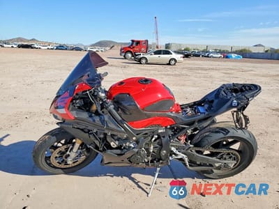 Trzecie zdjęcie samochodu z tyłu: 2024 BMW S 1000 RR VIN:WB10E6306R6J99420 - miniatura