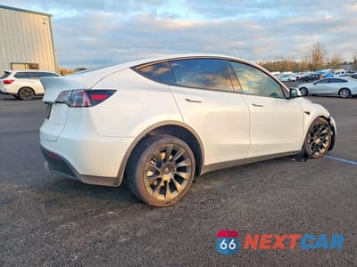 Trzecie zdjęcie samochodu z tyłu: 2025 TESLA MODEL Y VIN:7SAYGDEE3SF243870 - miniatura