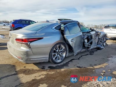 Trzecie zdjęcie samochodu z tyłu: 2018 LEXUS LS 500H VIN:JTHCYLFF6J5000428 - miniatura