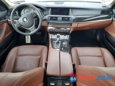 Zdjęcie 8 z 11 samochodu: 2016 BMW 528 XI VIN:WBA5A7C57GG146820 - miniatura