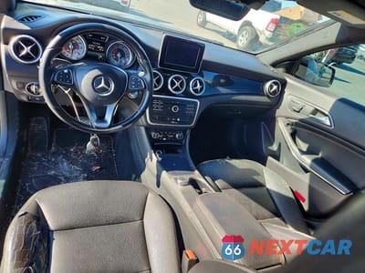 Zdjęcie 8 z 11 samochodu: 2015 MERCEDES-BENZ CLA 250 VIN:WDDSJ4EB0FN215046 - miniatura